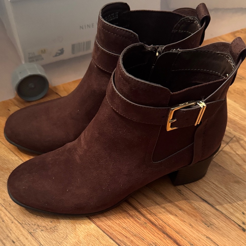 Kenneth Cole Reaction Brown Ankle Boots with Gold Buckle